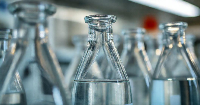 Escolhendo o Frasco de Vidro Ideal para Reagentes: Dicas e Cuidados